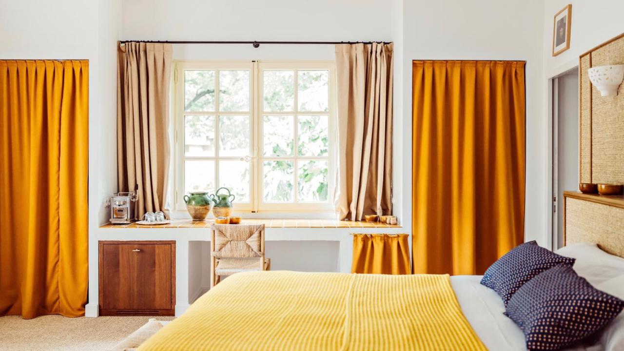 Le Moulin, Lourmarin, A Beaumier Hotel Экстерьер фото