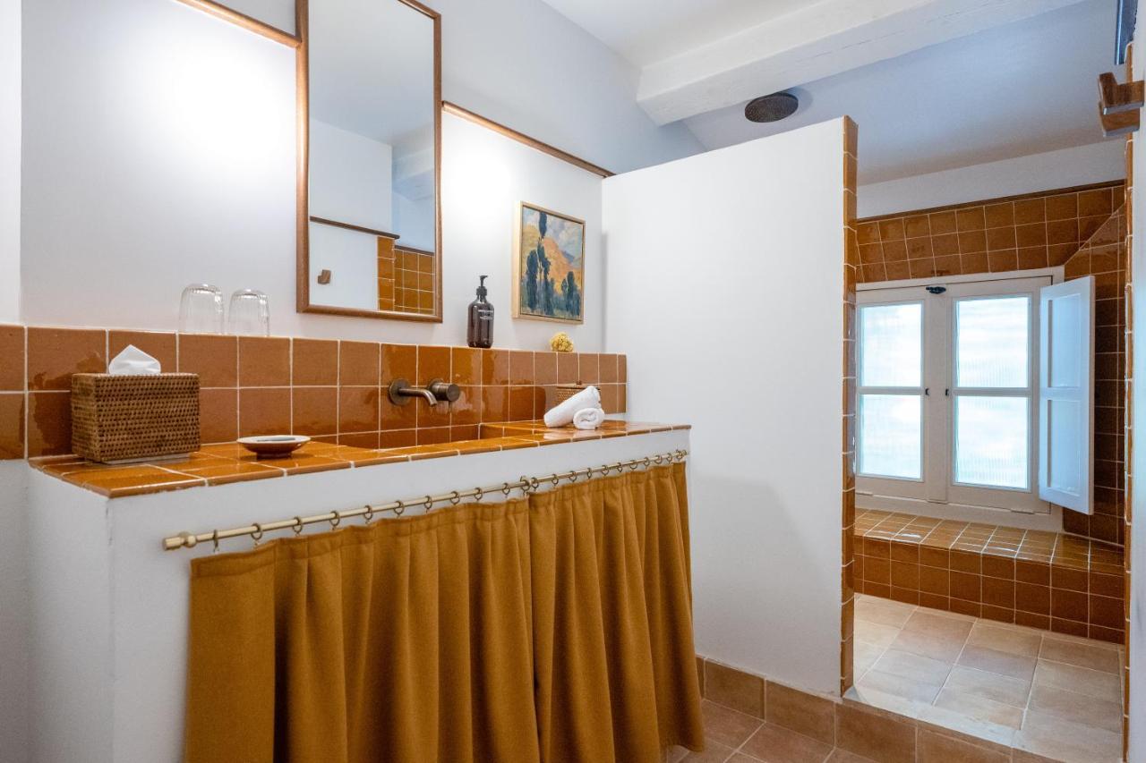 Le Moulin, Lourmarin, A Beaumier Hotel Экстерьер фото