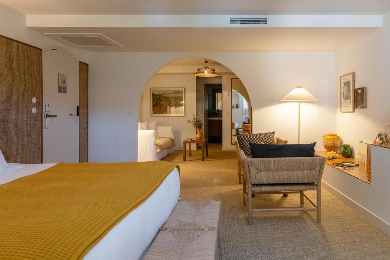 Le Moulin, Lourmarin, A Beaumier Hotel Экстерьер фото
