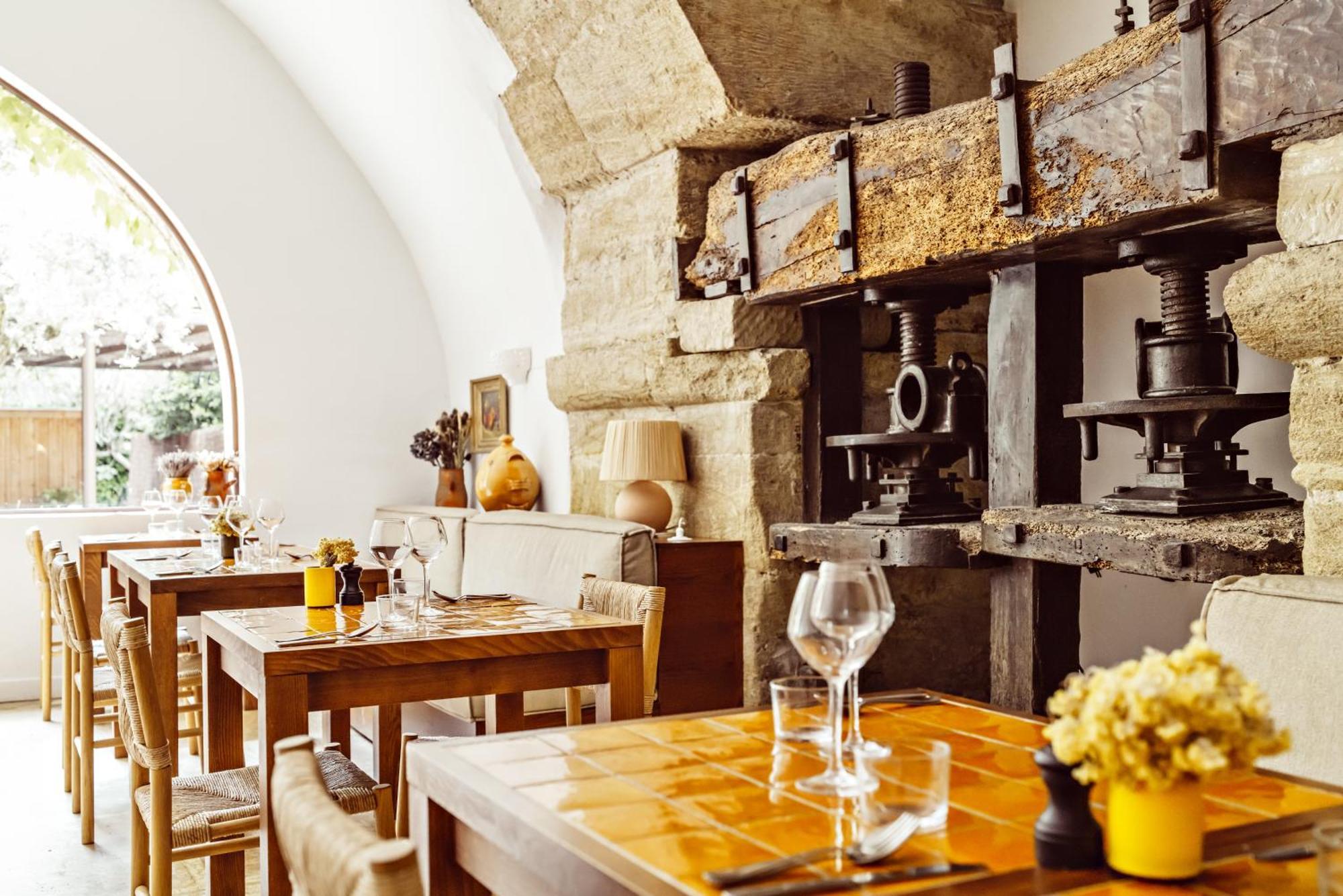 Le Moulin, Lourmarin, A Beaumier Hotel Экстерьер фото
