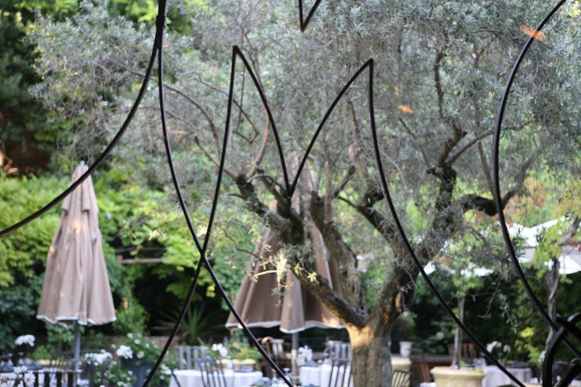 Le Moulin, Lourmarin, A Beaumier Hotel Экстерьер фото
